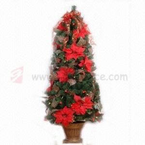 Umělé vánoční stromečky s dekorací od výrobce