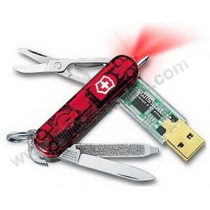 Kapesní nůž s USB flash diskem
